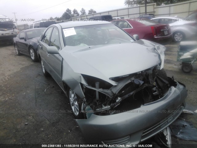 4T1BF32K96U627588 - 2006 TOYOTA CAMRY LE/XLE/SE SILVER photo 1