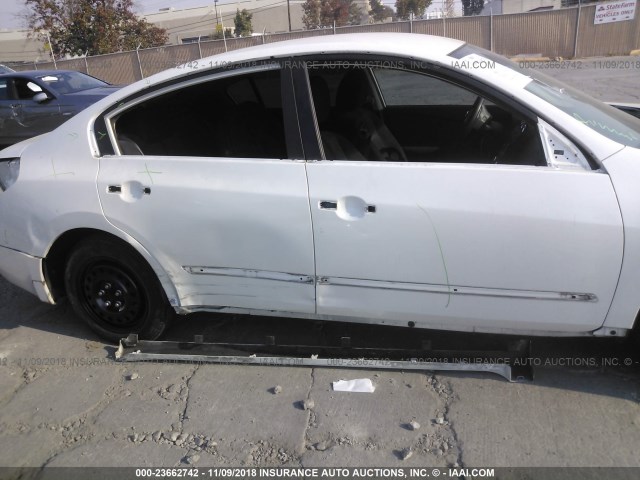 1N4AL21E99N449958 - 2009 NISSAN ALTIMA 2.5/2.5S WHITE photo 6