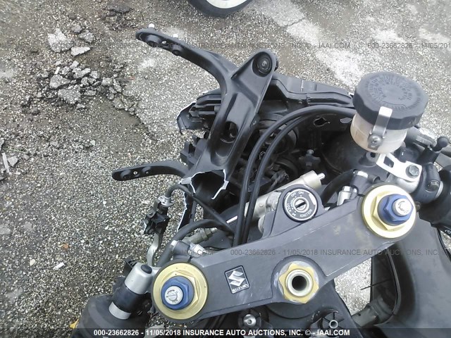 JS1GN7CA652105905 - 2005 SUZUKI GSX-R600 K BLACK photo 7