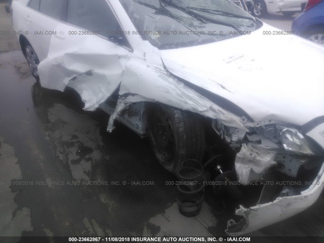 4T1BF3EK9BU636264 - 2011 TOYOTA CAMRY SE/LE/XLE WHITE photo 6