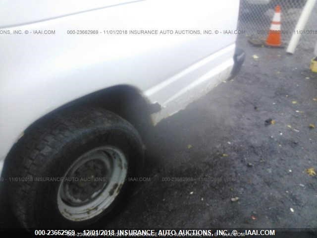 1FTSS34PX8DA37296 - 2008 FORD ECONOLINE E350 SUPER DUTY VAN WHITE photo 8