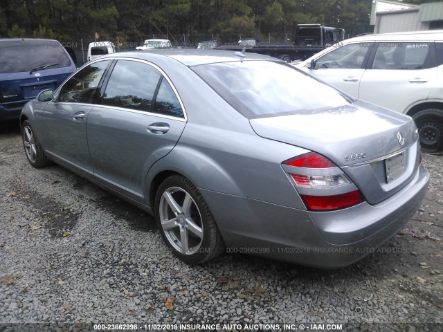 WDDNG86X57A094522 - 2007 MERCEDES-BENZ S 550 4MATIC GRAY photo 3