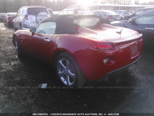 1G2MG35X18Y101330 - 2008 PONTIAC SOLSTICE GXP RED photo 3