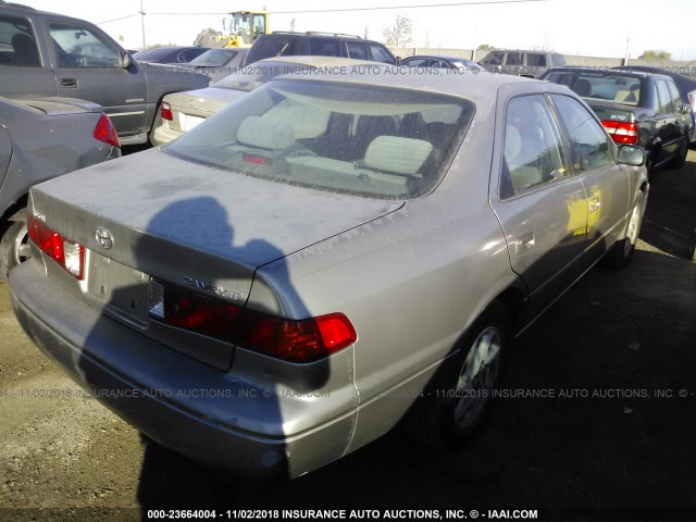 JT2BG22K9Y0445310 - 2000 TOYOTA CAMRY CE/LE/XLE TAN photo 4