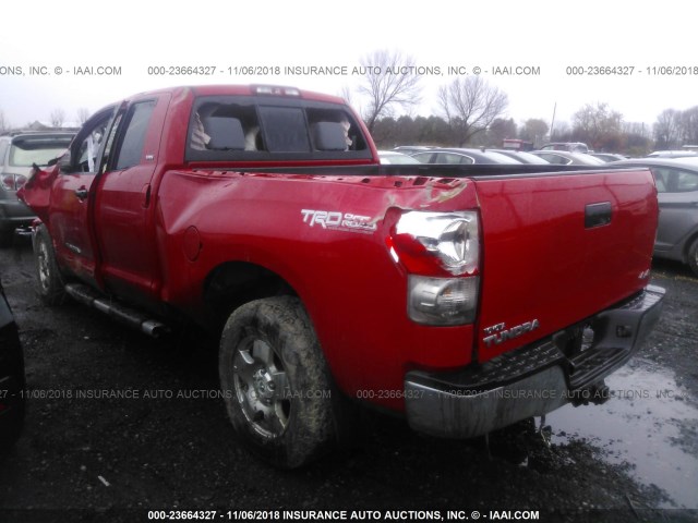 5TBBT54168S459762 - 2008 TOYOTA TUNDRA DOUBLE CAB/DOUBLE CAB SR5 RED photo 3