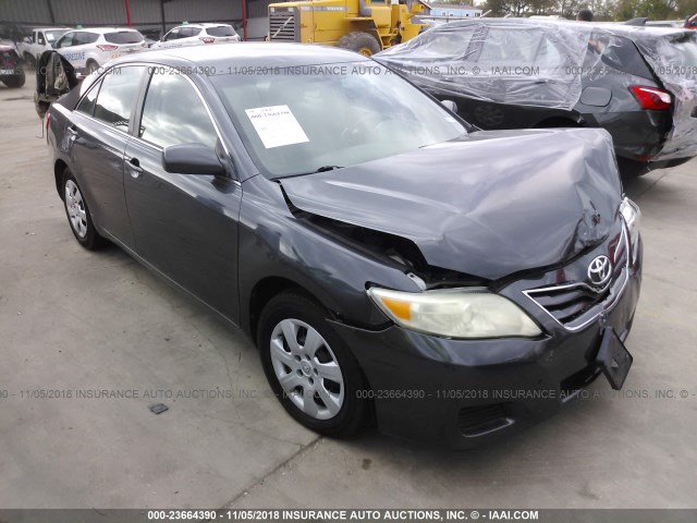 4T1BF3EK4BU123309 - 2011 TOYOTA CAMRY SE/LE/XLE GRAY photo 1