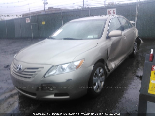4T1BE46K99U274762 - 2009 TOYOTA CAMRY SE/LE/XLE GOLD photo 2