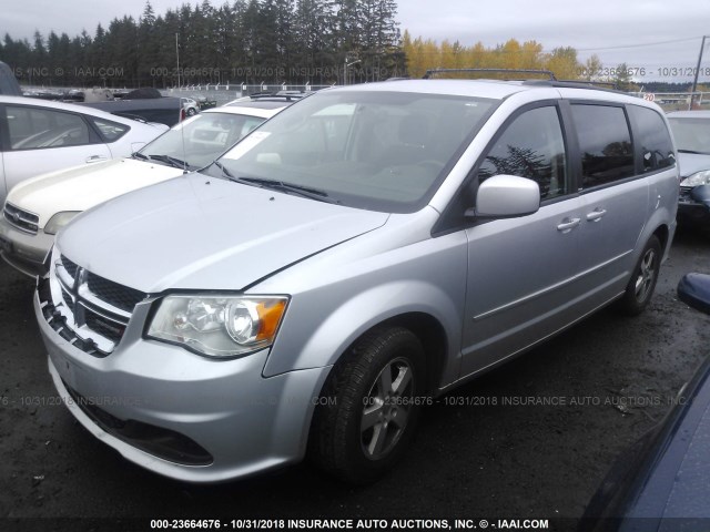 2C4RDGCG3CR284764 - 2012 DODGE GRAND CARAVAN SXT SILVER photo 2