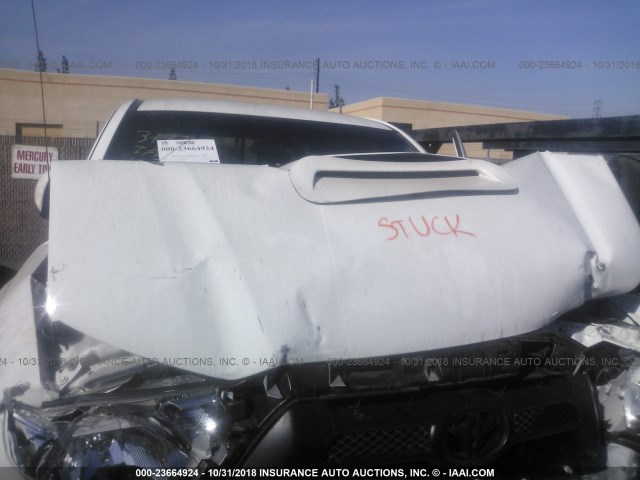 3TMJU4GN8FM189102 - 2015 TOYOTA TACOMA DOUBLE CAB PRERUNNER WHITE photo 10