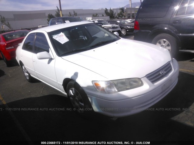 4T1BG22K71U043478 - 2001 TOYOTA CAMRY CE/LE/XLE 白色 照片 1