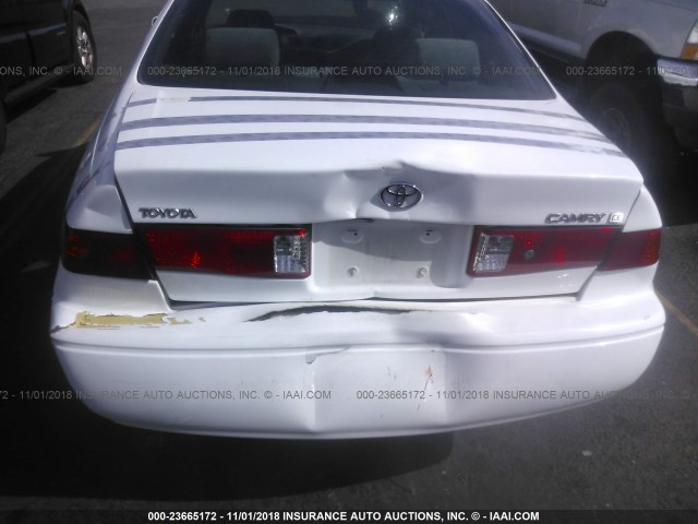 4T1BG22K71U043478 - 2001 TOYOTA CAMRY CE/LE/XLE 白色 照片 6