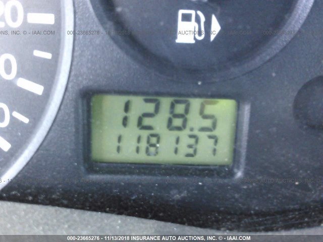 1FAFP34N37W328233 - 2007 FORD FOCUS ZX4/S/SE/SES 银色 照片 7