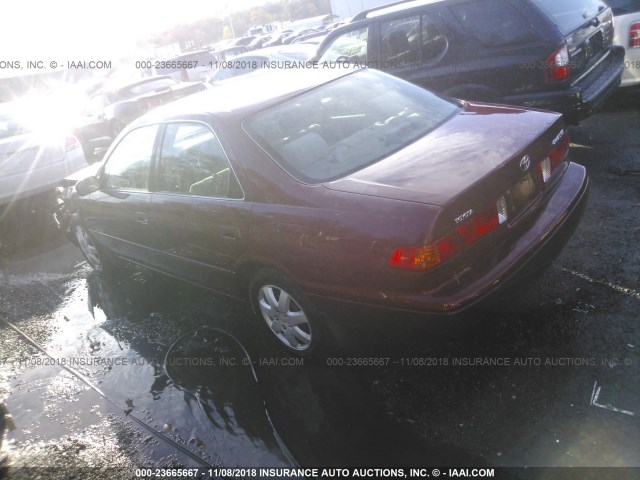 4T1BG22K51U779318 - 2001 TOYOTA CAMRY CE/LE/XLE RED photo 3