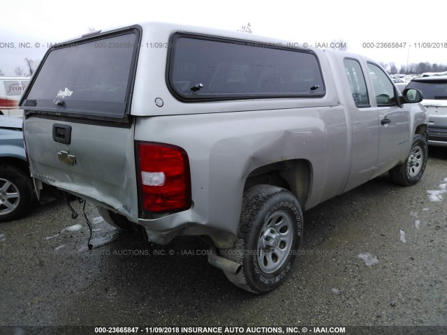 1GCEC19X07Z619979 - 2007 CHEVROLET SILVERADO C1500 CLASSIC SILVER photo 4