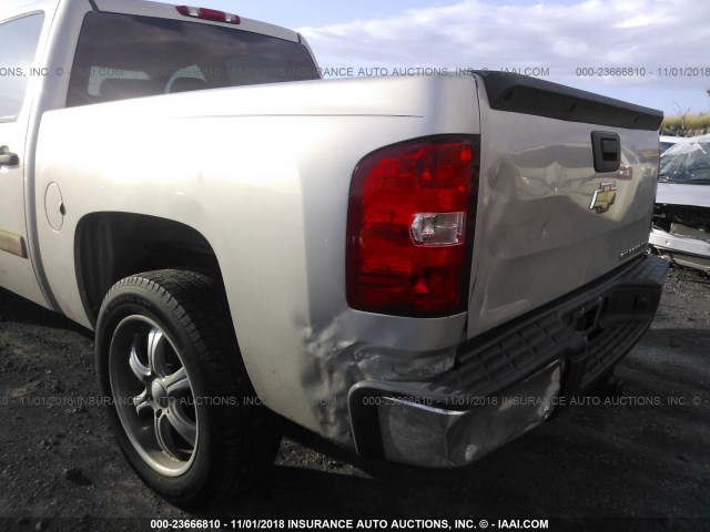 3GCEC13C98G100999 - 2008 CHEVROLET SILVERADO C1500 SILVER photo 6