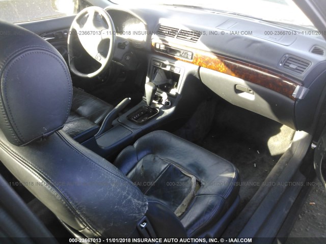 19UYA1257VL020512 - 1997 ACURA 2.2CL Qara foto 5