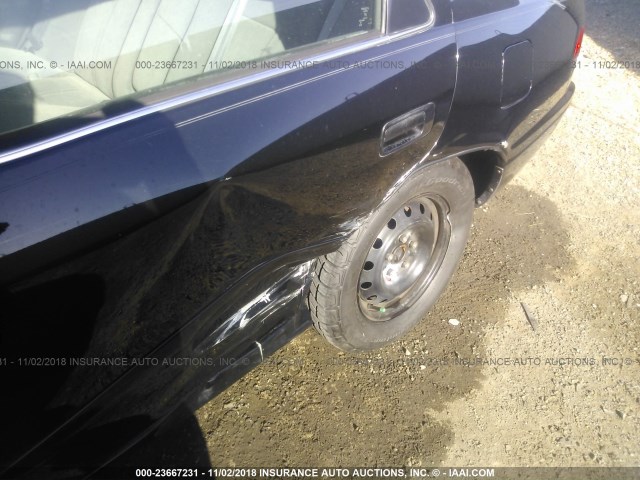 4T1BG22K21U070426 - 2001 TOYOTA CAMRY CE/LE/XLE 黑色 照片 6