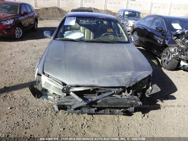 4T1BF28K5WU045229 - 1998 TOYOTA CAMRY CE/LE/XLE GRAY photo 6