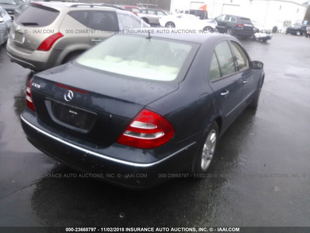 WDBUF65J93A141764 - 2003 MERCEDES-BENZ E 320 BLUE photo 4