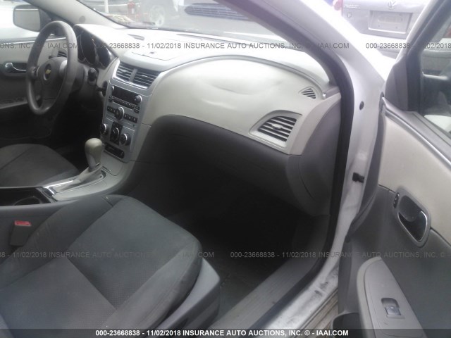 1G1ZA5EU4CF350299 - 2012 CHEVROLET MALIBU LS 白色 照片 5