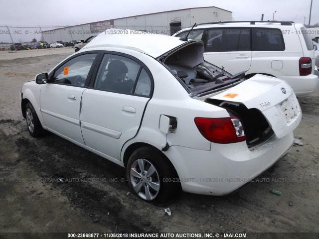 KNADH4A39A6646398 - 2010 KIA RIO LX/SX WHITE photo 3