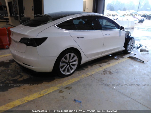 5YJ3E1EA6JF015806 - 2018 TESLA MODEL 3 WHITE photo 4