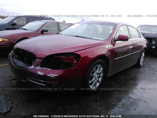 1G4HC5EM7AU136683 - 2010 BUICK LUCERNE CXL RED photo 2