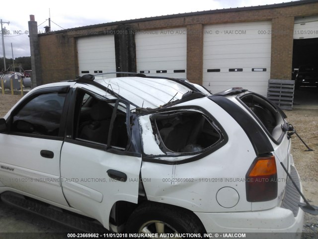 1GKDS13S422473376 - 2002 GMC ENVOY WHITE photo 6