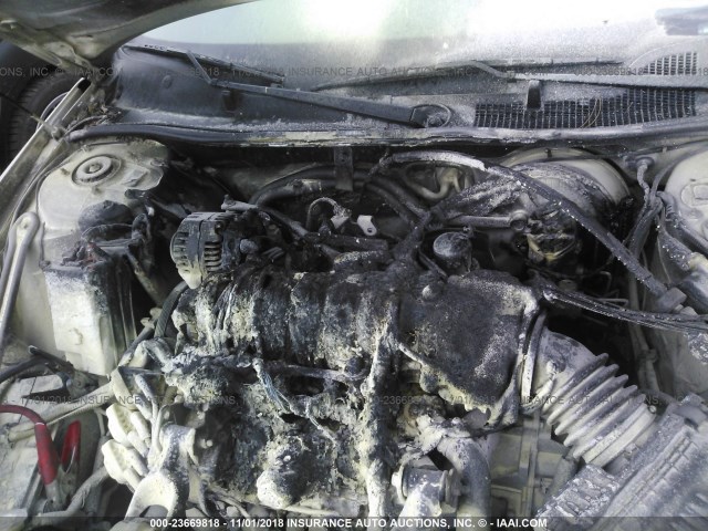 2G4WB52K831219843 - 2003 BUICK REGAL LS SILVER photo 6