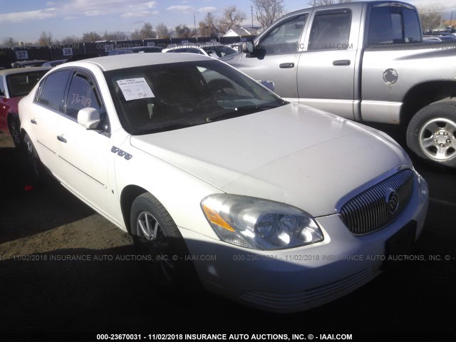 1G4HD572X8U128872 - 2008 BUICK LUCERNE CXL WHITE photo 1