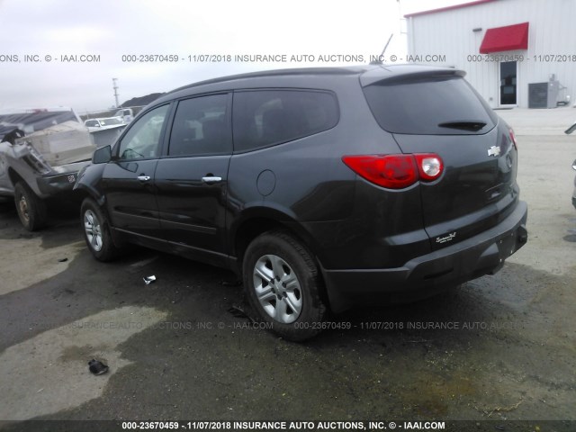 1GNKREED0BJ165364 - 2011 CHEVROLET TRAVERSE LS GRAY photo 3