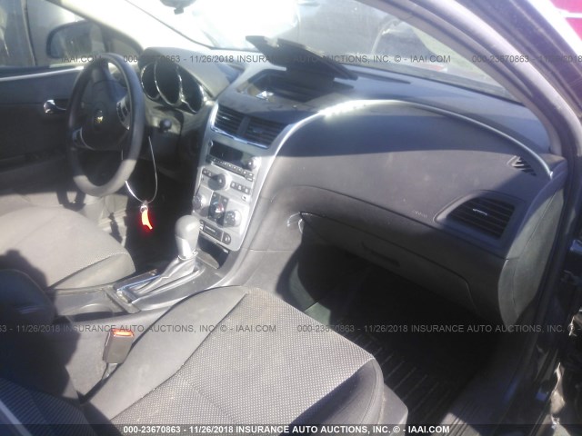 1G1ZC5E07CF310466 - 2012 CHEVROLET MALIBU 1LT BLACK photo 5