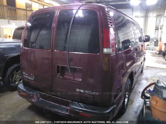 1GNFG65RX11244595 - 2001 CHEVROLET EXPRESS G1500  MAROON photo 4