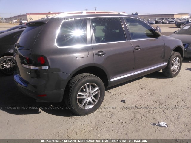 WVGBE77LX8D045241 - 2008 VOLKSWAGEN TOUAREG 2 V6 GRAY photo 4