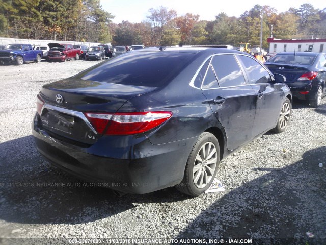 4T1BF1FK0GU580547 - 2016 TOYOTA CAMRY LE/XLE/SE/XSE BLACK photo 4