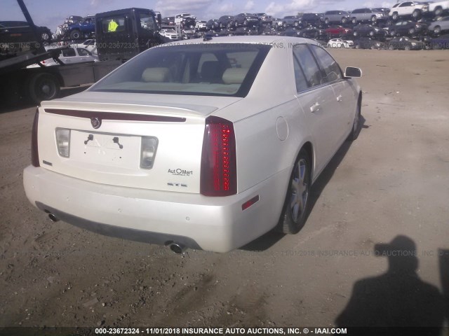 1G6DC67A450234078 - 2005 CADILLAC STS WHITE photo 4