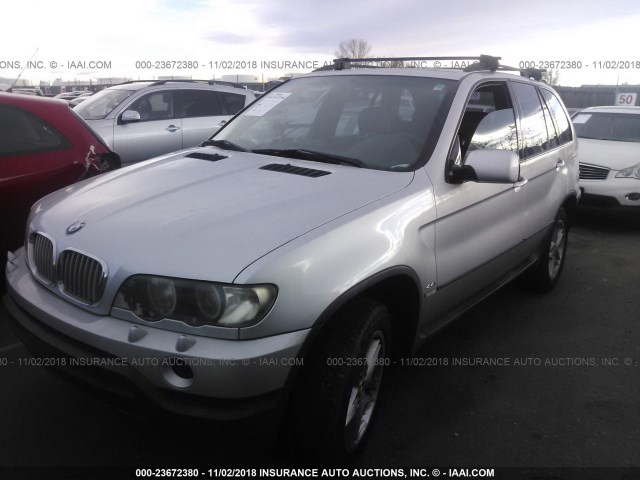 5UXFB335X2LH34502 - 2002 BMW X5 4.4I SILVER photo 2