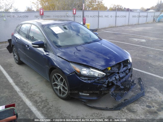 1FADP3M27HL230239 - 2017 FORD FOCUS BLUE photo 1