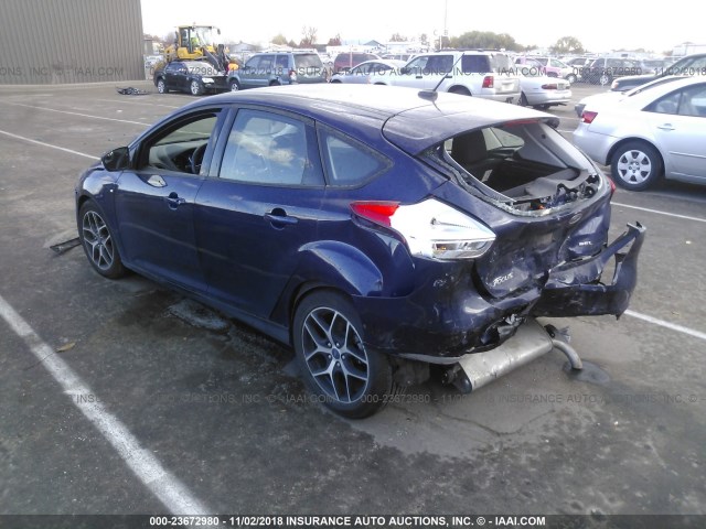 1FADP3M27HL230239 - 2017 FORD FOCUS BLUE photo 3