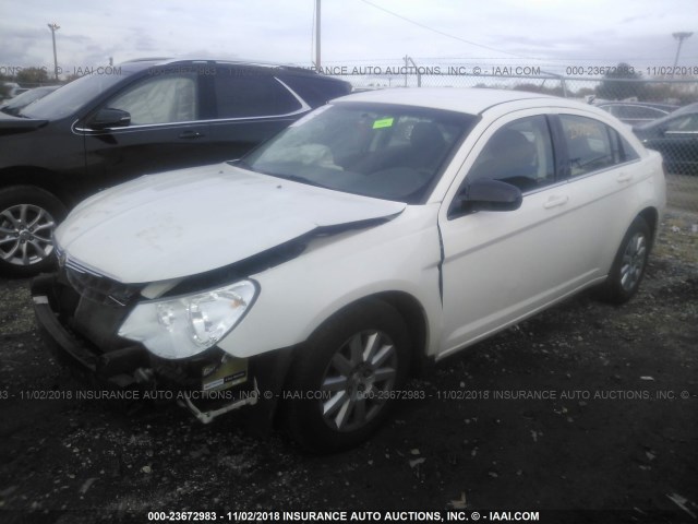 1C3LC46D09N533007 - 2009 CHRYSLER SEBRING LX WHITE photo 2