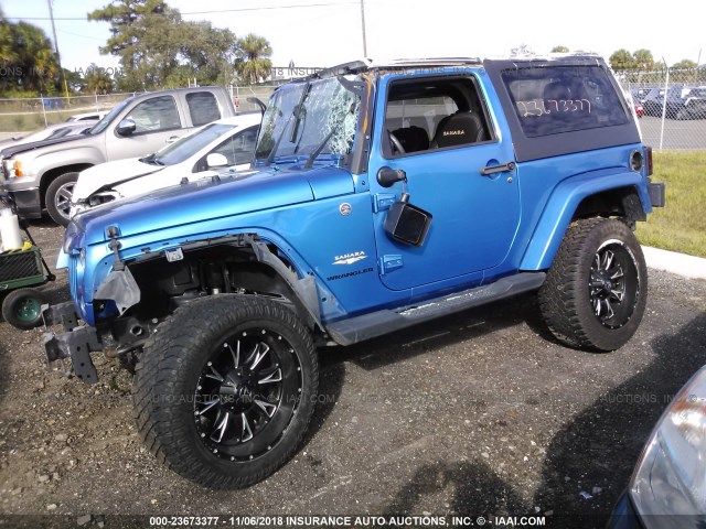 1C4GJWBG0FL538892 - 2015 JEEP WRANGLER SAHARA Dark Blue photo 2