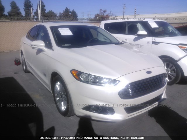 3FA6P0SU2DR351560 - 2013 FORD FUSION TITANIUM PHEV WHITE photo 1