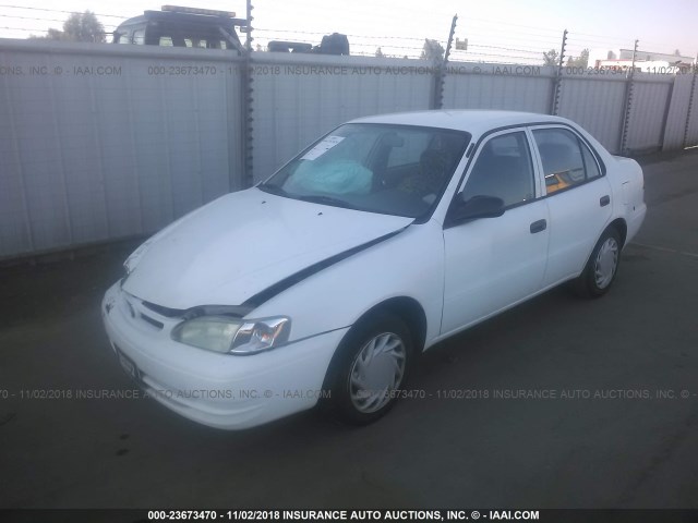 1NXBR12E8YZ323208 - 2000 TOYOTA COROLLA VE/CE/LE WHITE photo 2