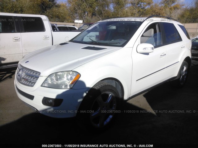 4JGBB86EX6A087991 - 2006 MERCEDES-BENZ ML 350 WHITE photo 2