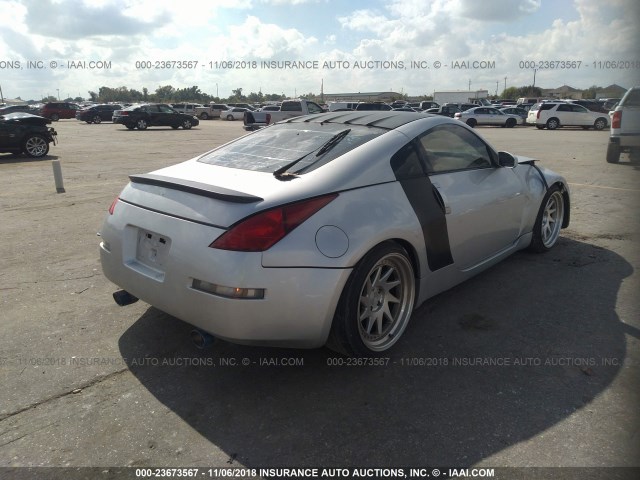 JN1BZ34D18M700131 - 2008 NISSAN 350Z COUPE SILVER photo 4