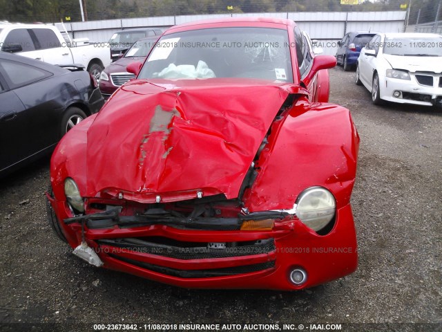 1GCES14P54B110193 - 2004 CHEVROLET SSR RED photo 6