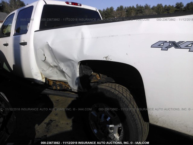 1GC1KXC82CF141856 - 2012 CHEVROLET SILVERADO K2500 HEAVY DUTY LT WHITE photo 6