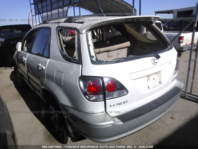 JTJGF10U520142382 - 2002 LEXUS RX 300 WHITE photo 3