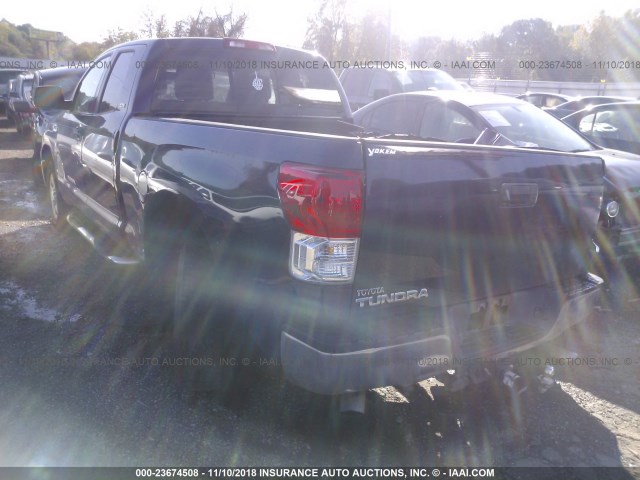 5TFRY5F14BX112131 - 2011 TOYOTA TUNDRA DOUBLE CAB SR5 BLUE photo 3