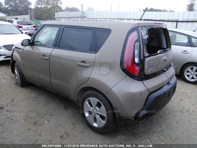 KNDJN2A25G7332440 - 2016 KIA SOUL BROWN photo 3